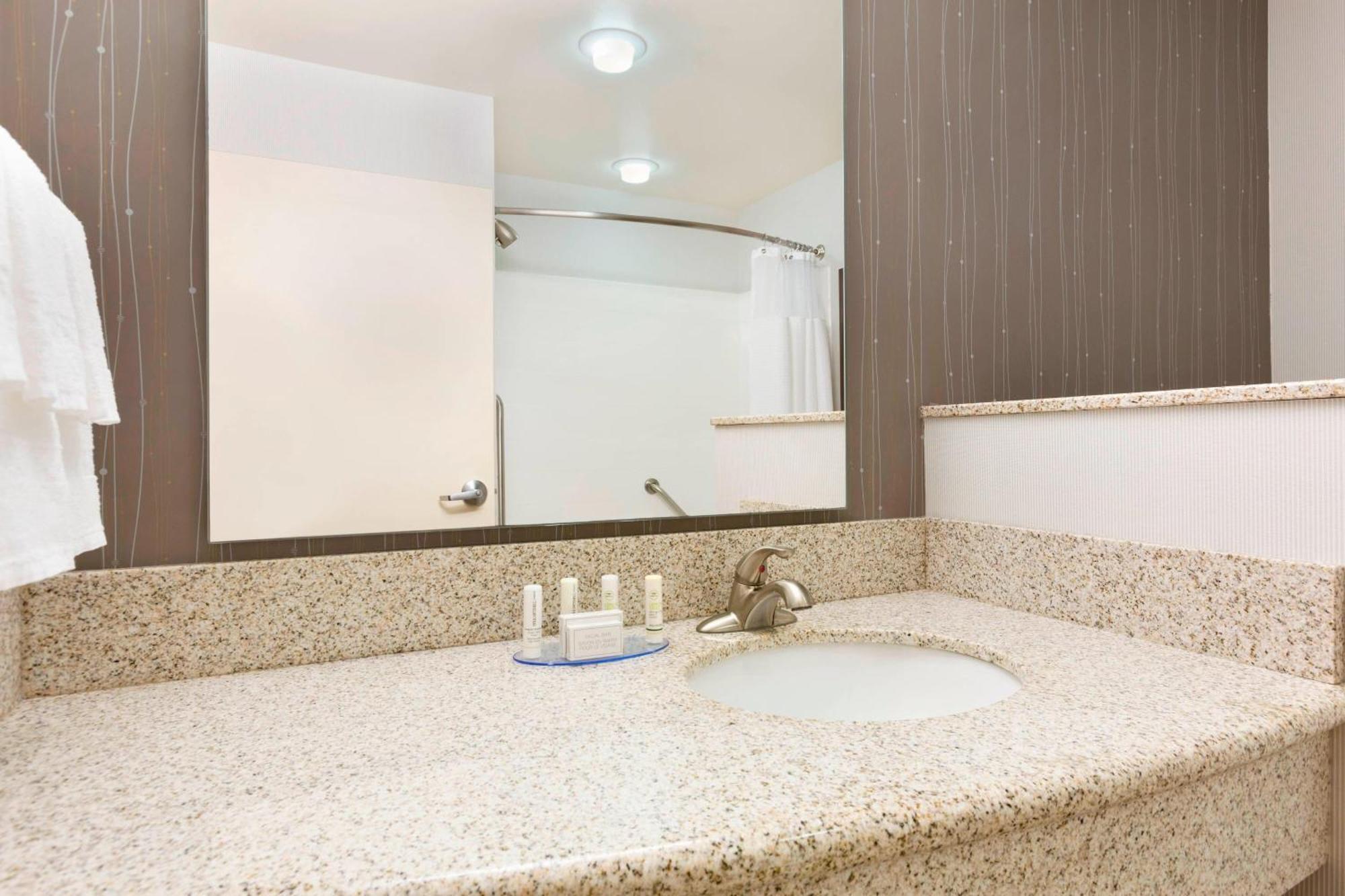 Courtyard By Marriott Kalamazoo Portage Eksteriør billede