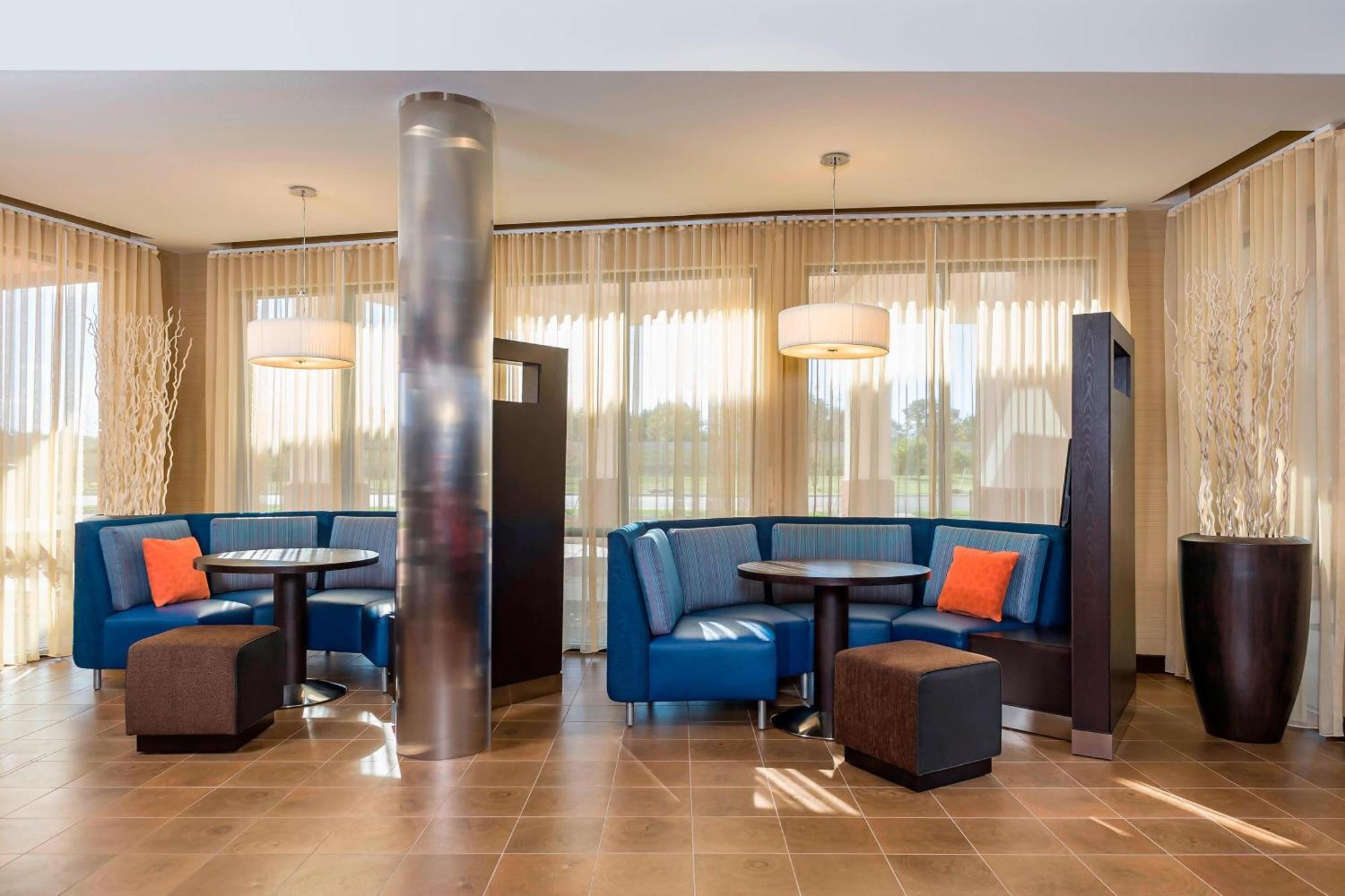 Courtyard By Marriott Kalamazoo Portage Eksteriør billede