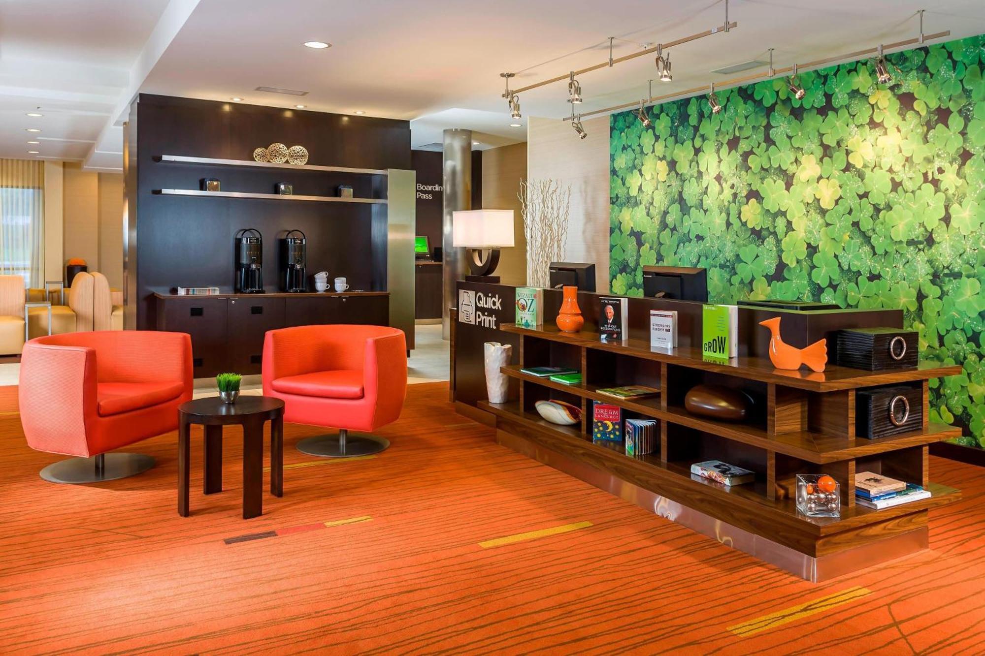 Courtyard By Marriott Kalamazoo Portage Eksteriør billede